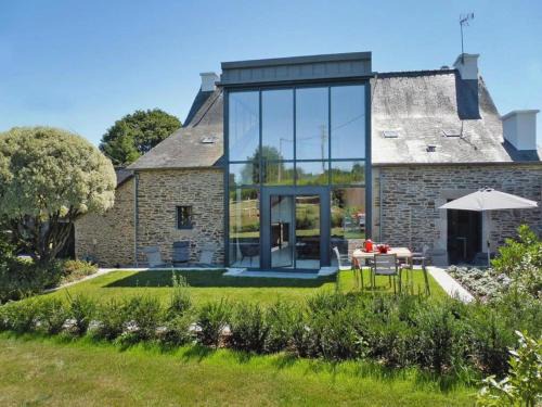 Landeleau House | Estate in Landeleau near Aulne River