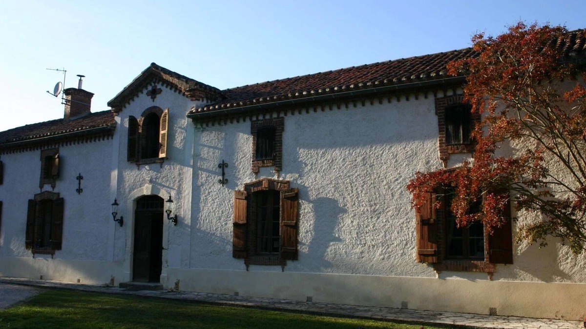 Buzon House | Estate in Pyrenees with Pool and Golf Nearby