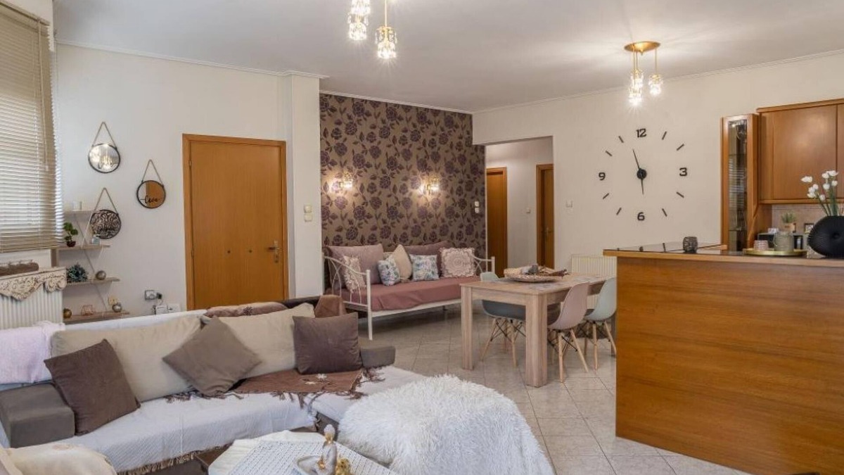 Nees Pagases House | Estell’s sweet luxury house