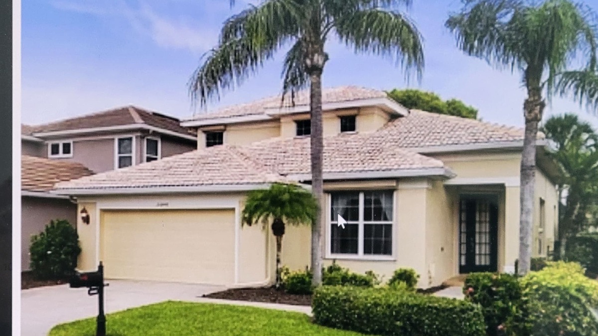 Estero House | Estero, FL Rookery Point-Beautiful Home 3 BR/2.5 BA Heated Pool MONTHLY RENTAL