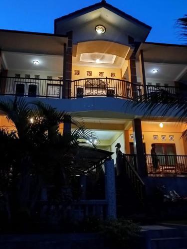 Moni House | ESTEVANIA LODGE Kelimutu