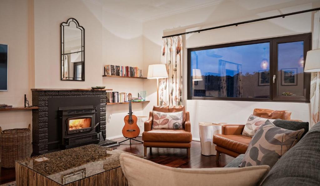 Crafers Villa | Esto house