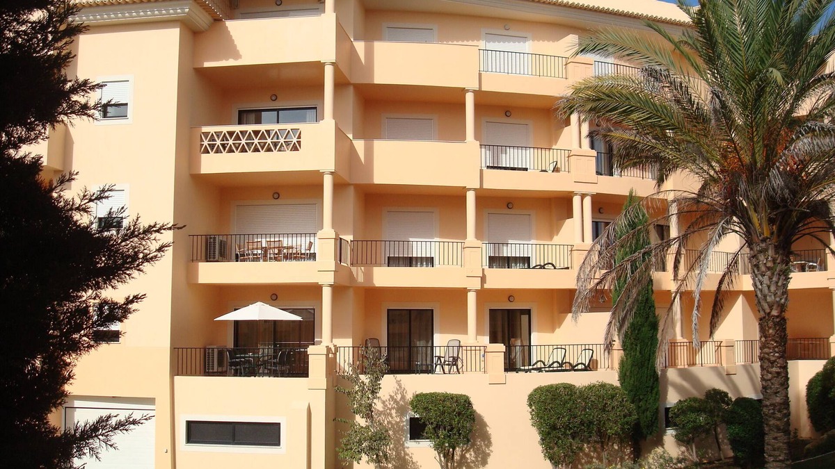 Praia da Luz Apartment | Estrela da Luz, 5* apartment 112m2, 2 bed- 2 bathrooms, 5 sleeps, large terrace