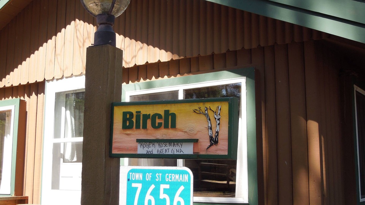 St Germain Cottage | Estrold's Resort- Birch Cabin