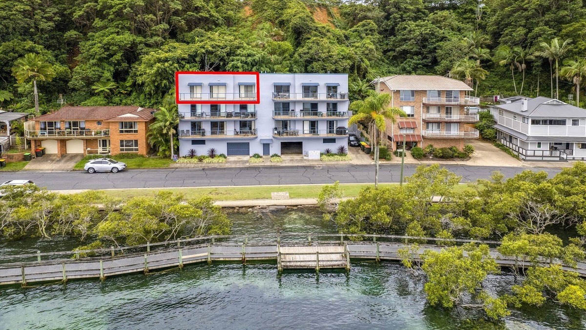Nambucca Heads Apartment | Estuary - Chasing water views? TOP floor unit certainly delivers this & more!