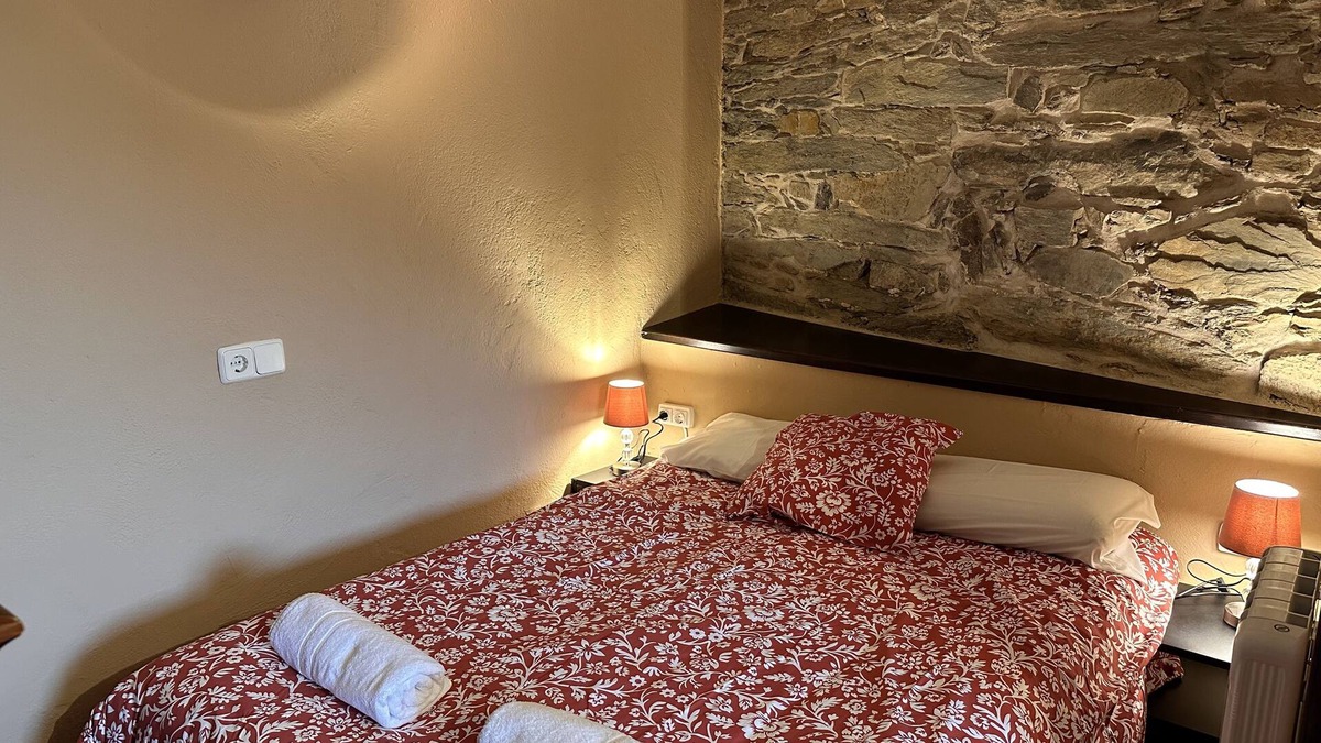 Patones de Arriba Apartment | Estudio en Planta Baja con Todas las Comodidades