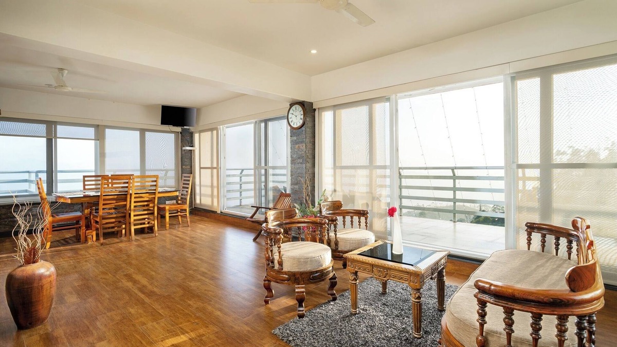 Suryanelli Hotel | Eterno Capithans Dale