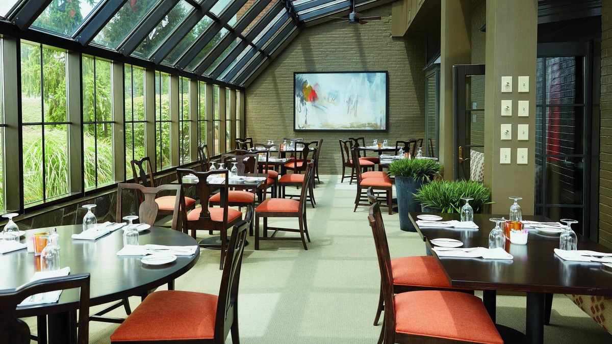Danbury Hotel | Ethan Allen Hotel