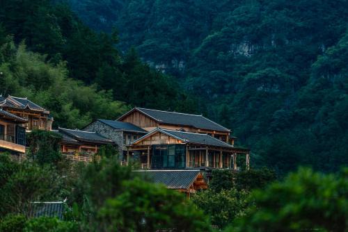 Yongding House | Ethnic Hundred-years Elysian Culture&Art Scholar Resorts