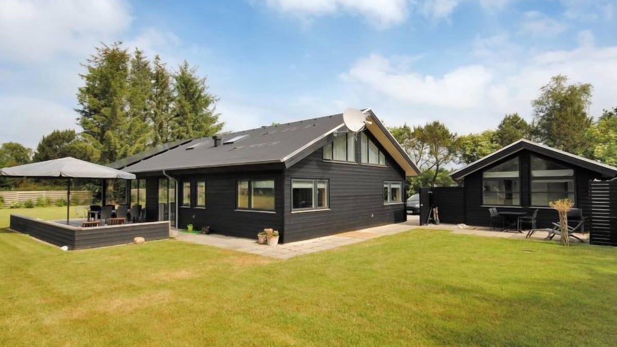 Nøreng House | "Etly" - 600m to the inlet by Interhome