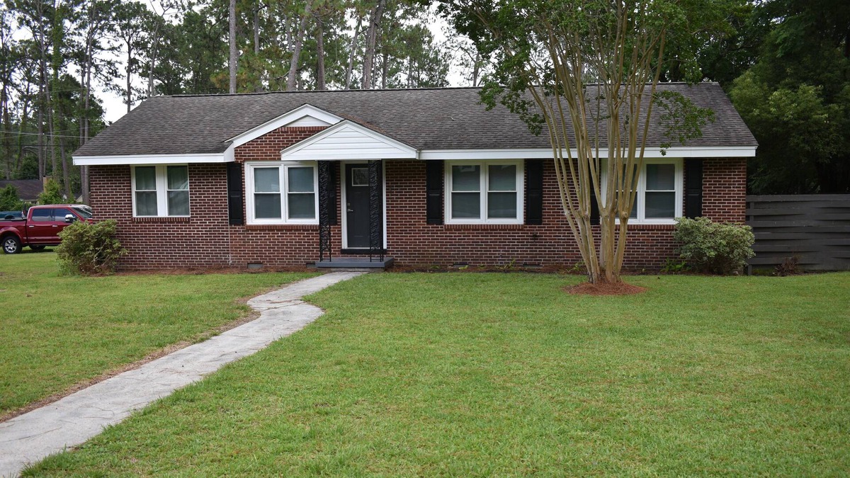 Waycross House | Euclid Cottage