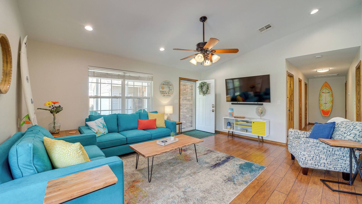 Eufaula House | Eufaula Oasis w/Screened Porch: Unwind in Style!