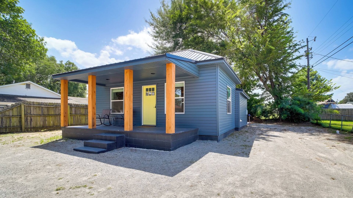 Eufaula House | Eufaula Vacation Rental: Walk to Lakeside Beaches!