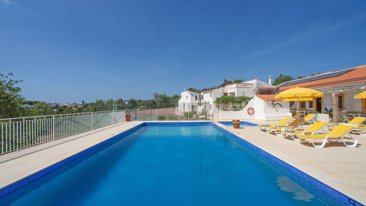 Mem Moniz House | Eugênia by Interhome