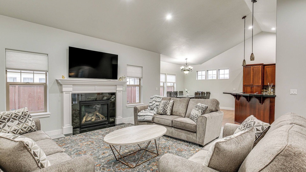 Junction City House | Eugene Area Home: 18 Mi to U of O!
