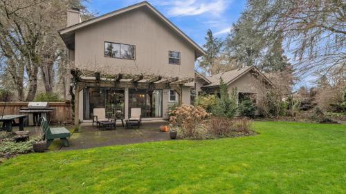 Cal Young House | Eugene - Close to everything home