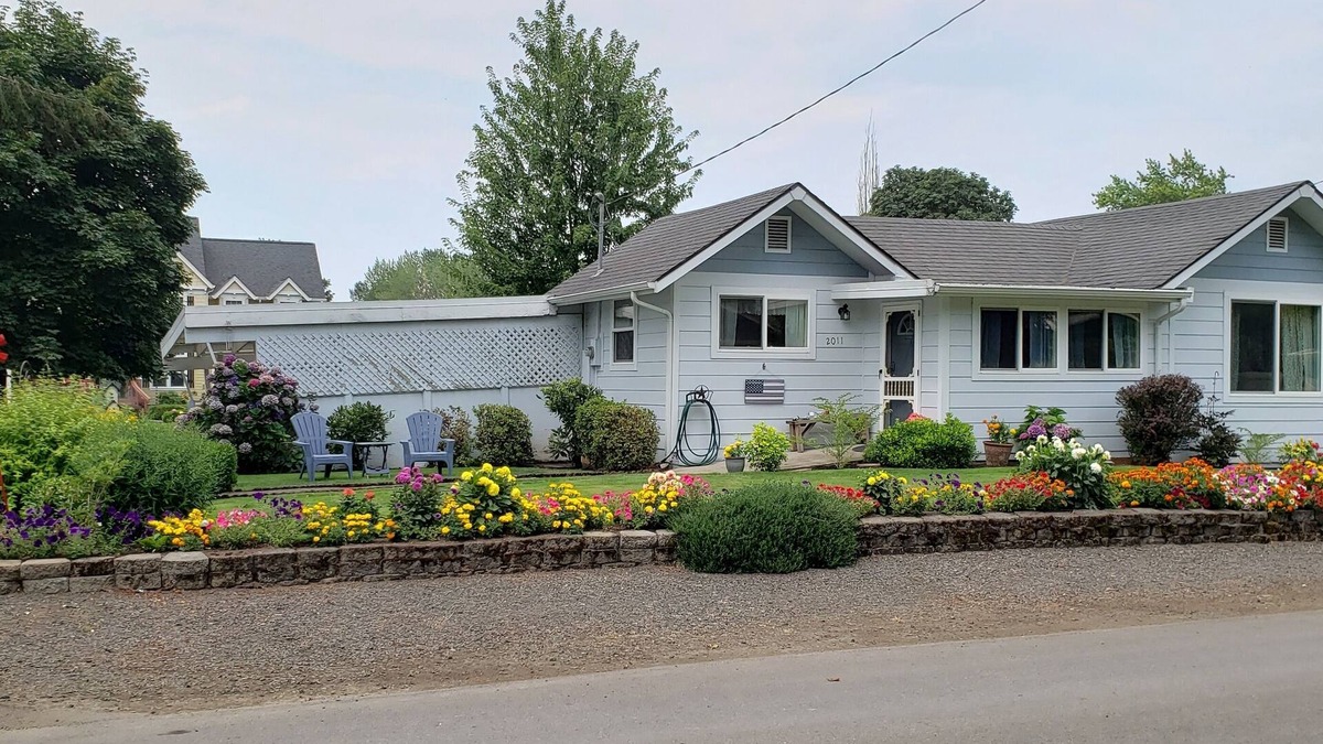 Eugene House | Eugene Cottage Guest House
