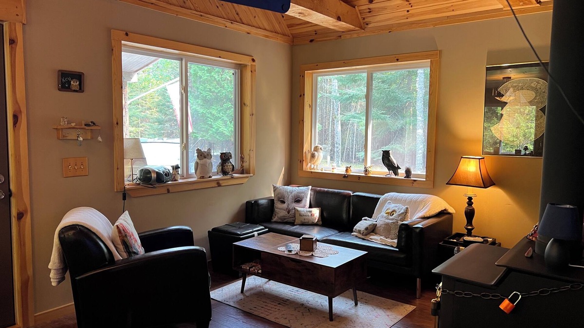 Bois Blanc Island House | Eulenhaus or Owlhouse - Fall colors coming