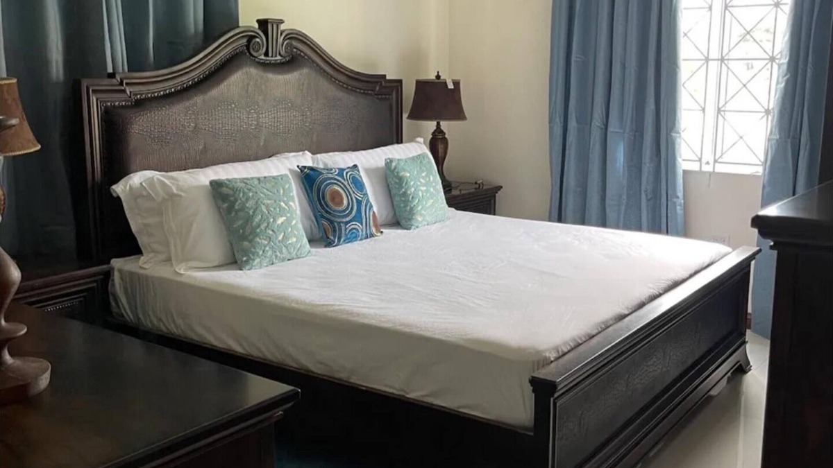 Camperdown Apartment | European Suite