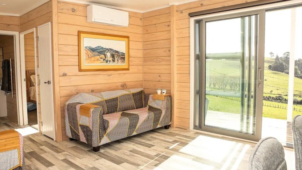 Waitoki Cottage | Eve Cottage rural retreat