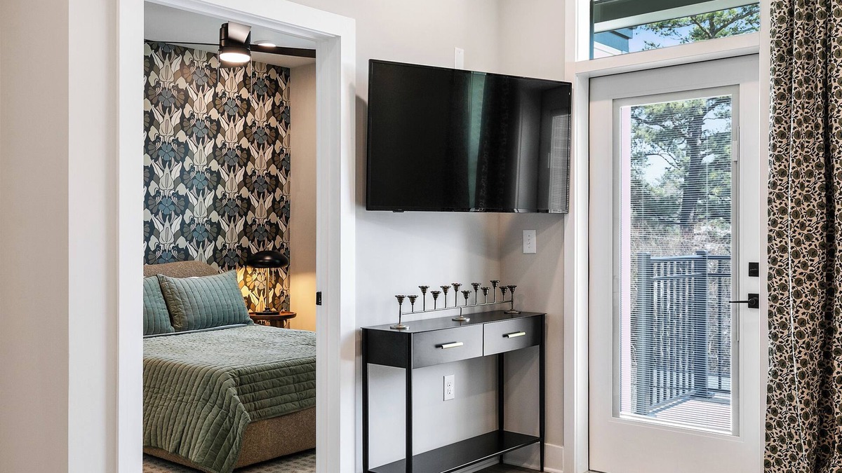 Forest Hill Terrace Apartment | Evelyn 319 - Beautiful brand-new 1BR in beautiful Forest Hill