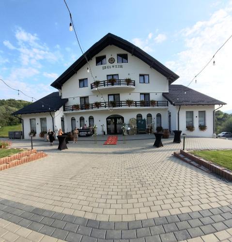 Bogdan Voda House | Evenimente Edelweiss