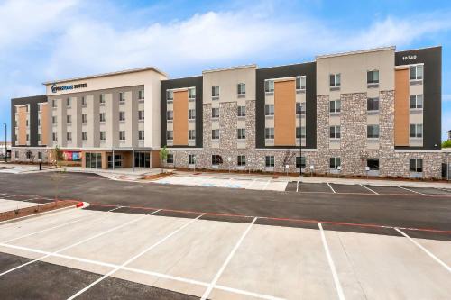 Biggs Field Hotel | Everhome Suites El Paso Airport near Fort Bliss
