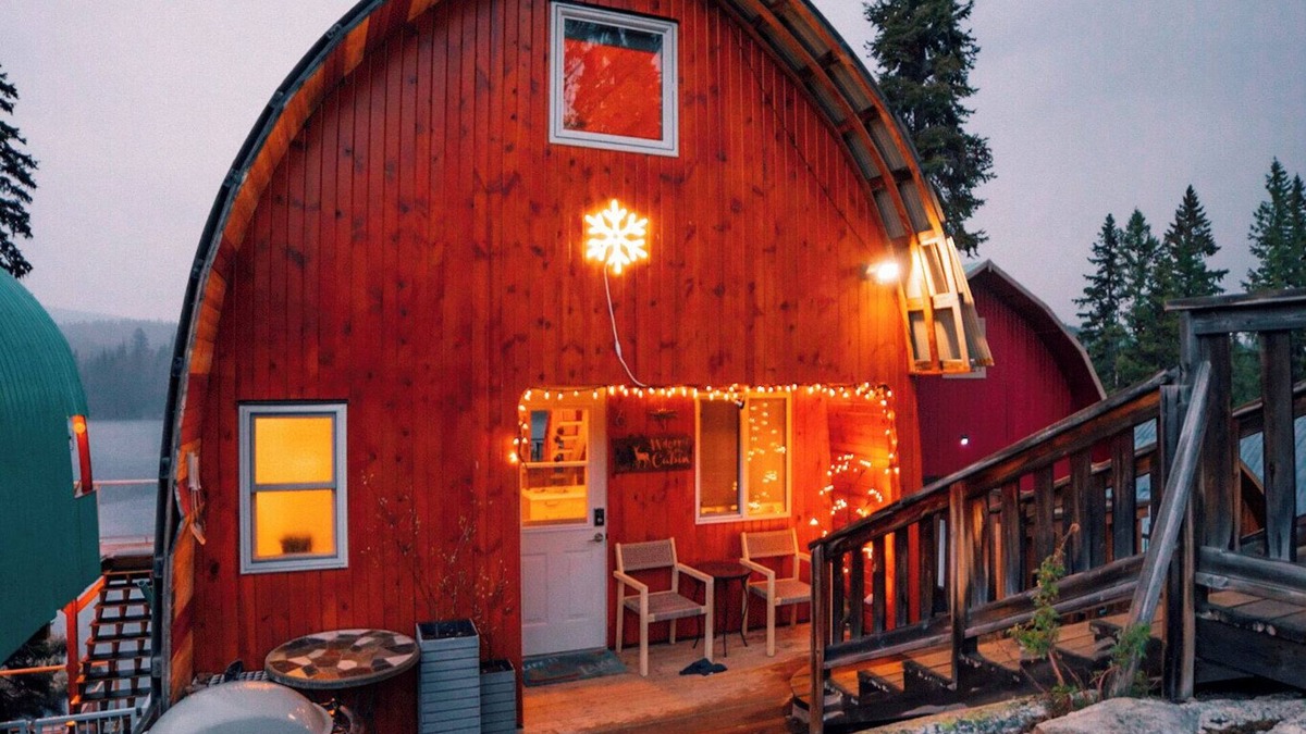Idabel Lake Cabin | Everly's Hideout near Kelowna & Big White, Sleeps 4, Fire Table, Lakefront Deck