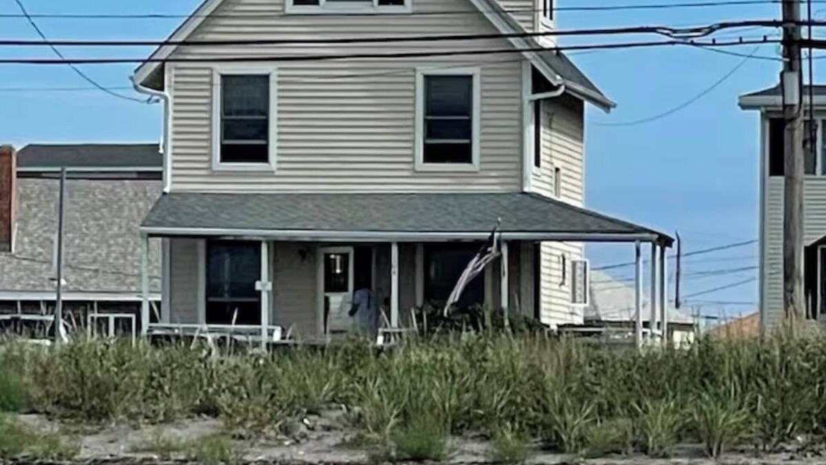 Hull House | Every window has an ocean view