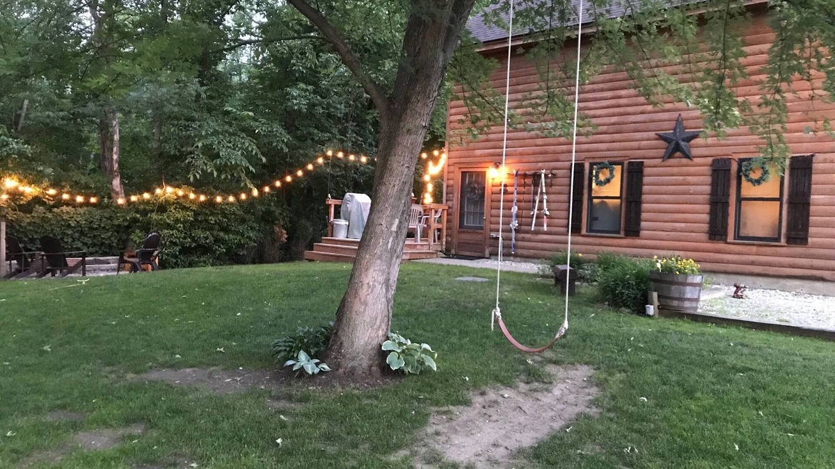 Mount Tabor House | Excellent location close to trails treasures await.
