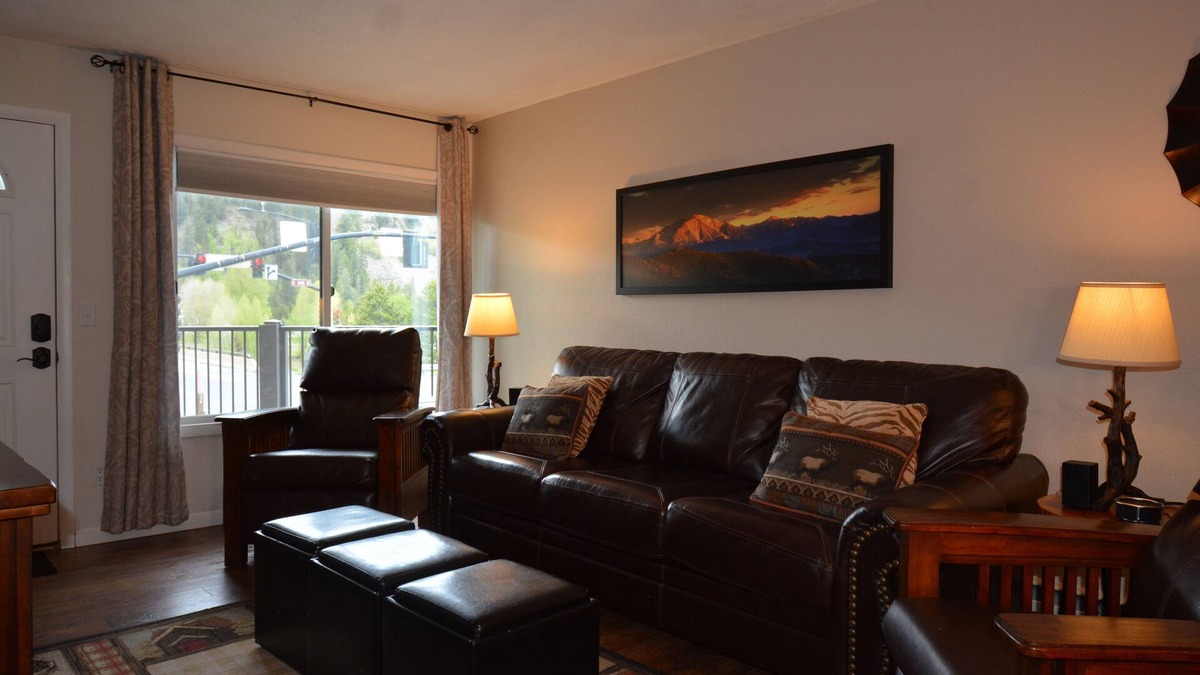 Weisshorn Condo | Excellent Location on Main Street, Breckenridge! 2 Bedroom/2 Bath