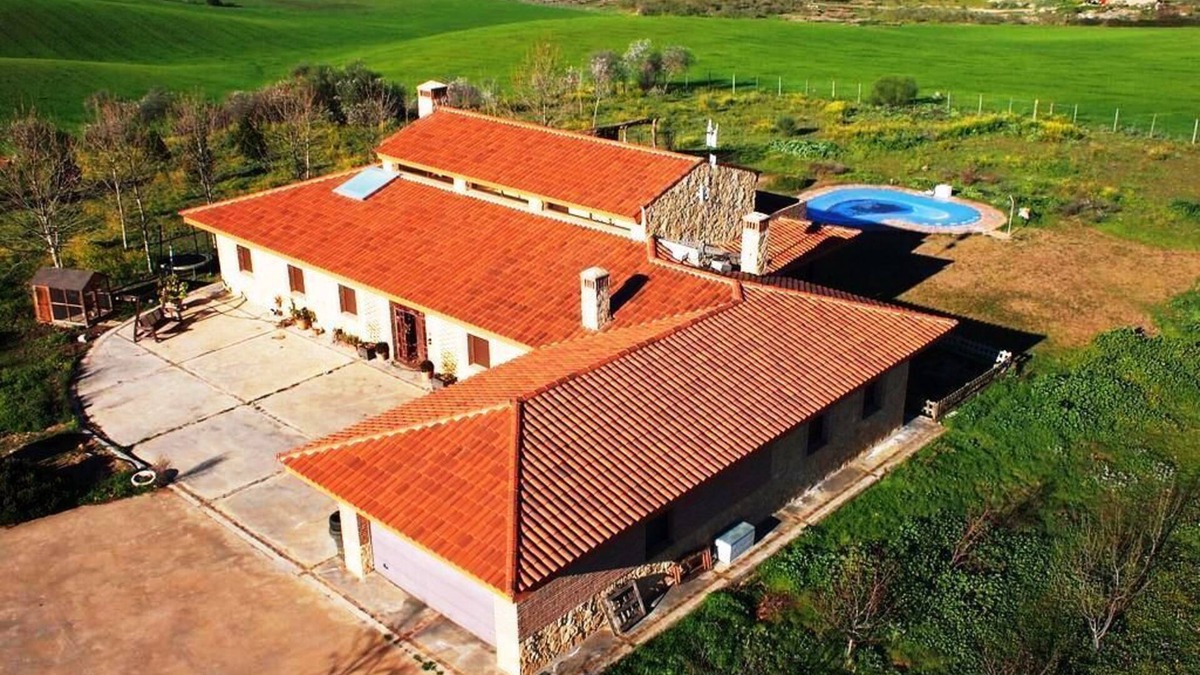 Merida House | Excepcional Casa con vistas espectaculares del Lago Romano de Proserpina