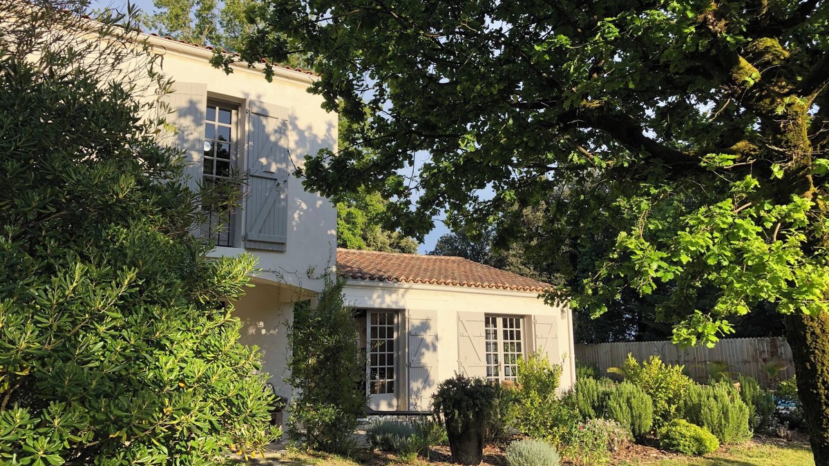 Boyardville Villa | Exceptional family home