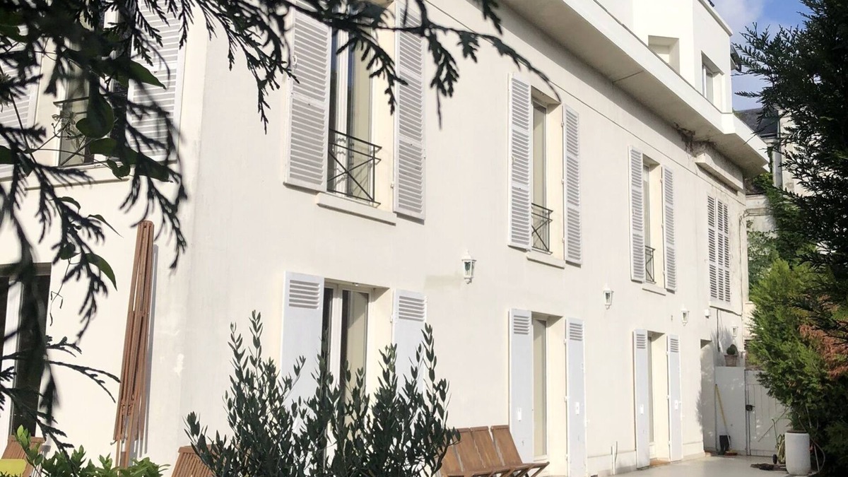 Ville-d'Avray Apartment | Exceptional 130 m2, panoramic view of Paris, between Paris and Versailles