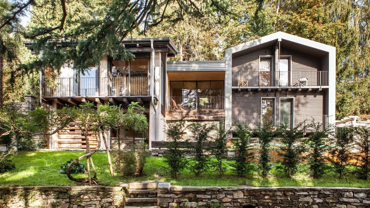 Cissano Villa | Exceptional 4½-room house with spacious outdoor area and pool