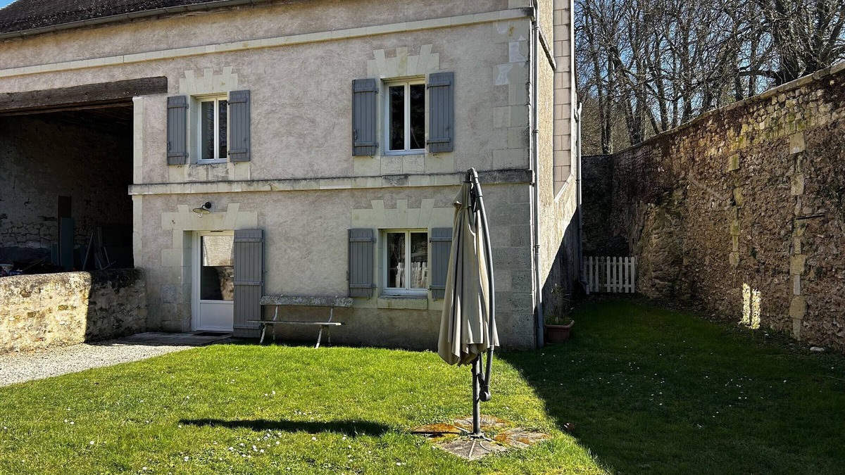 Lesigny House | Exceptional Cottage in Lésigny with Covered Pool