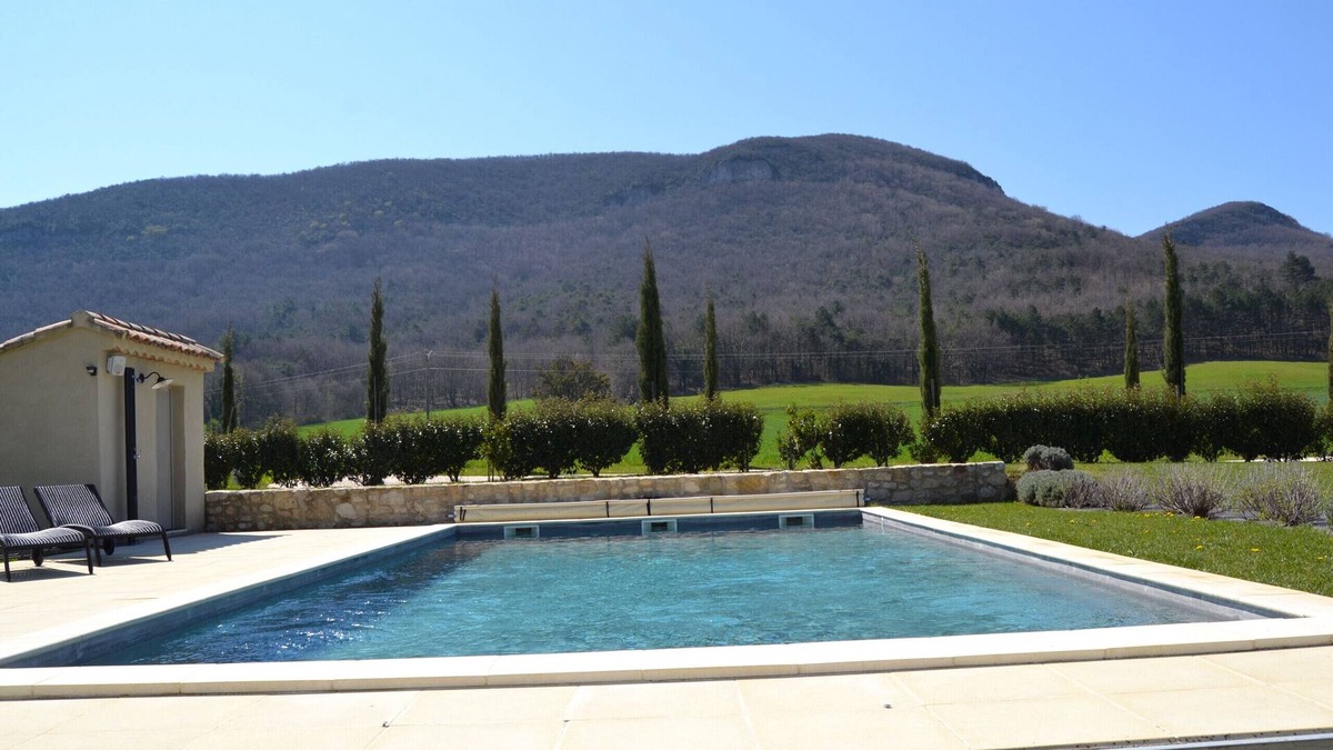 Souspierre House | Exceptional holiday house with pool, in Souspierre, Drôme provençale