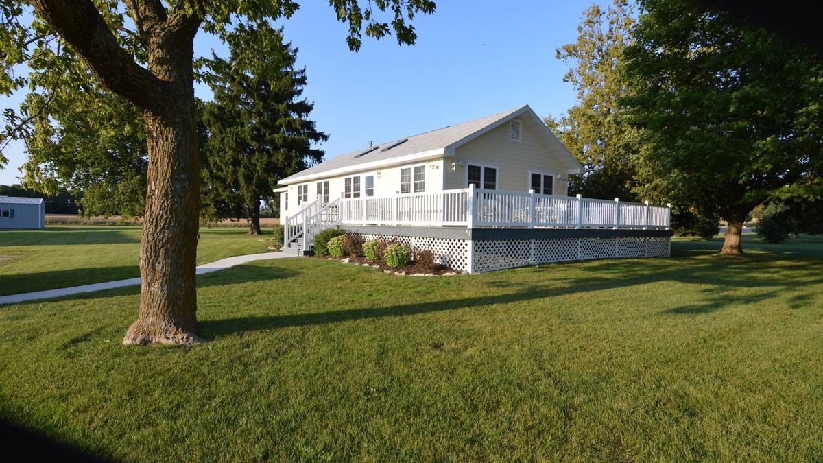 Baileys Harbor Cottage | Exceptional Home In Tranquil Door County Setting.