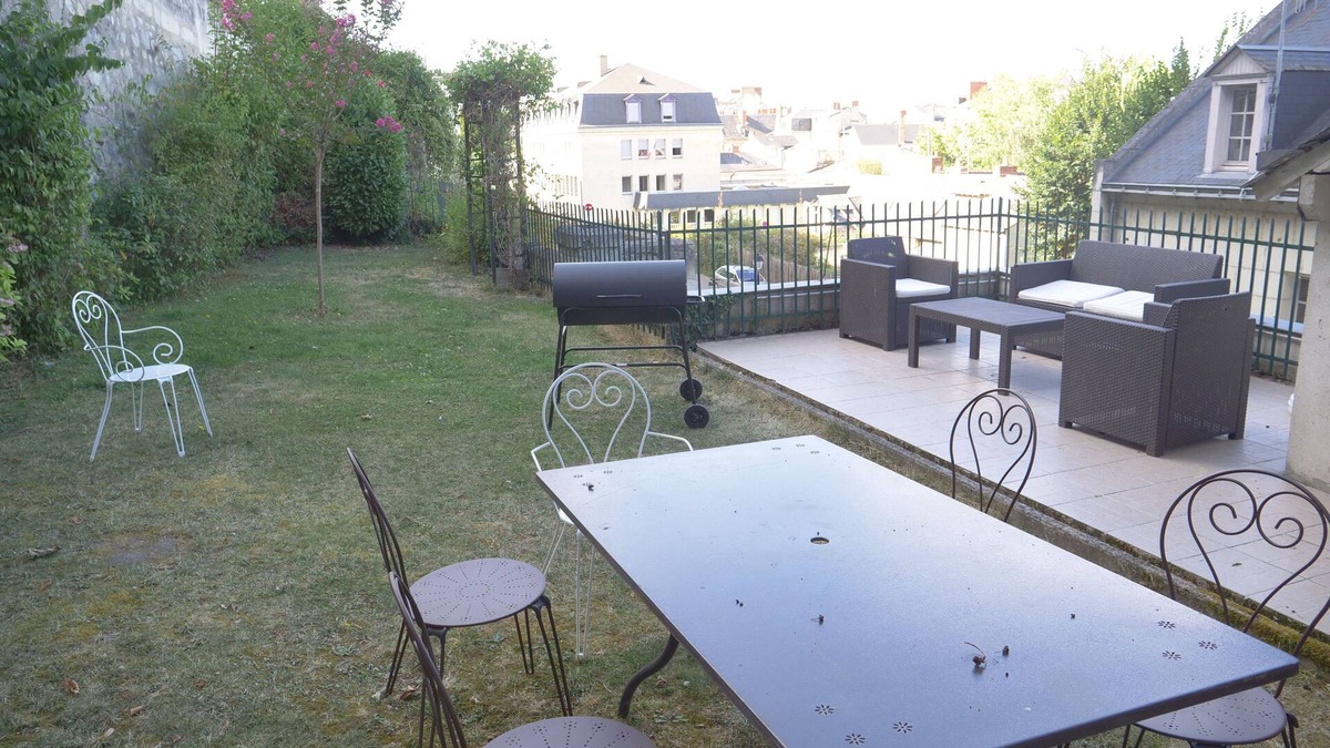 Saumur Apartment | EXCEPTIONAL - LARGE DUPLEX AT THE FOOT OF SAUMUR CASTLE