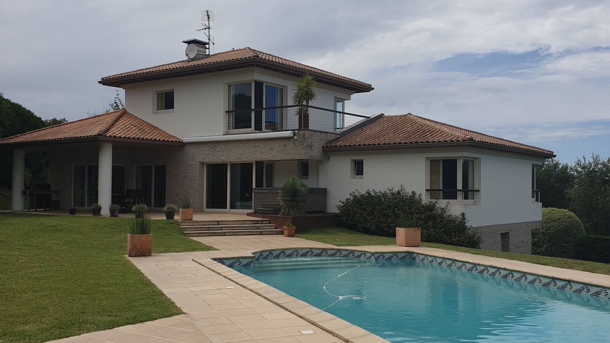 Behobie House | Exceptional location for architect-designed house