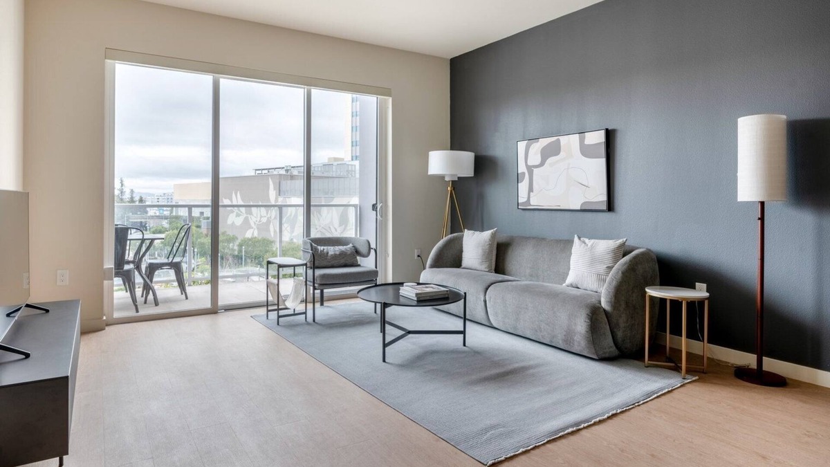 Piedmont Avenue Apartment | Exceptional Oakland 1BR w/Gym & Courtyard, nr Shopping, by Blueground