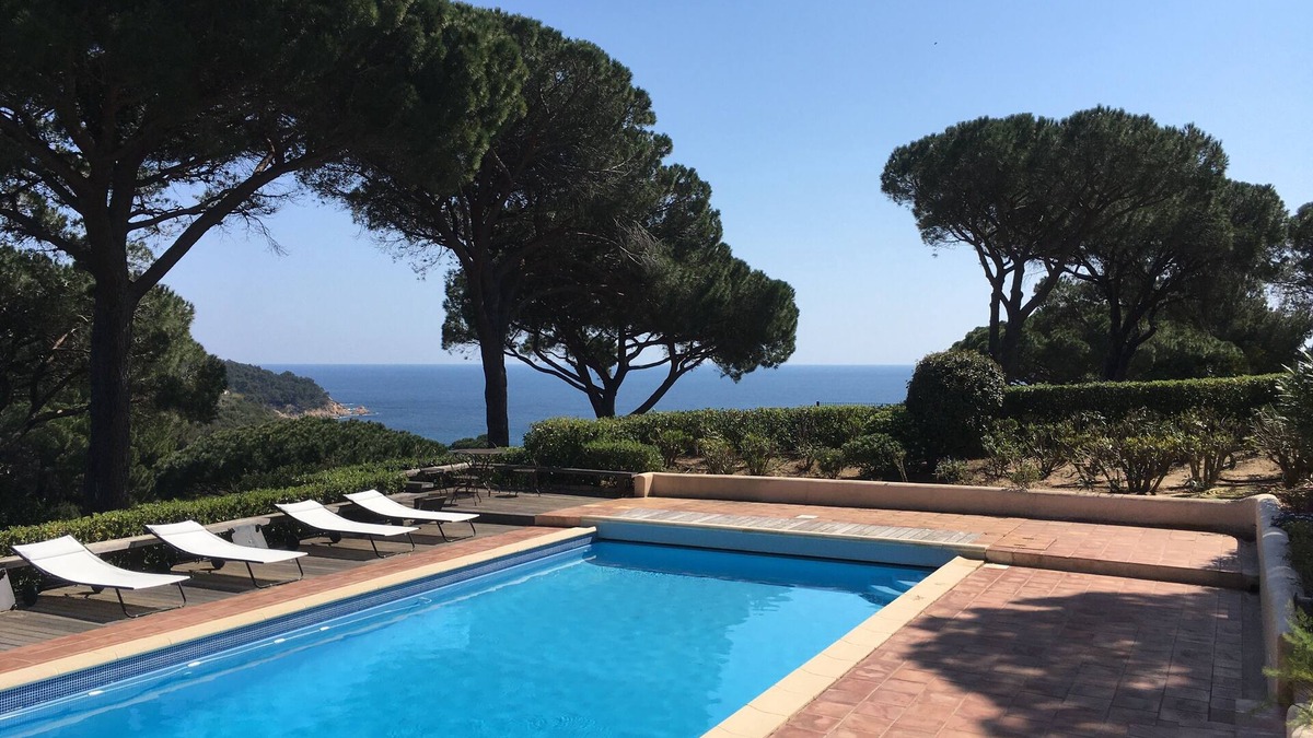 Ramatuelle House | Exceptional property, panoramic sea views, pool, private tennis court, air-con