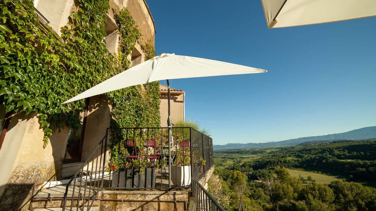 Venasque House | Exceptional view of Mont Ventoux. Charming house, cosy and friendly