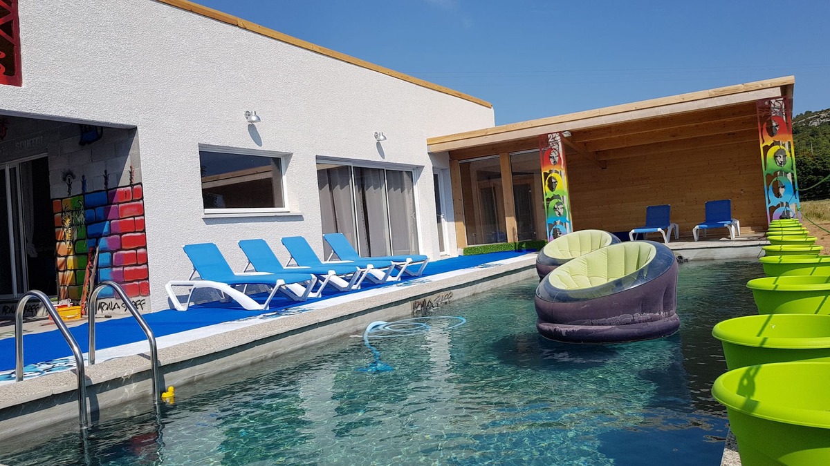Montseret House | Exceptional Villa Mona Graff, private pool, jacuzzi, sauna, art, 12 pers.