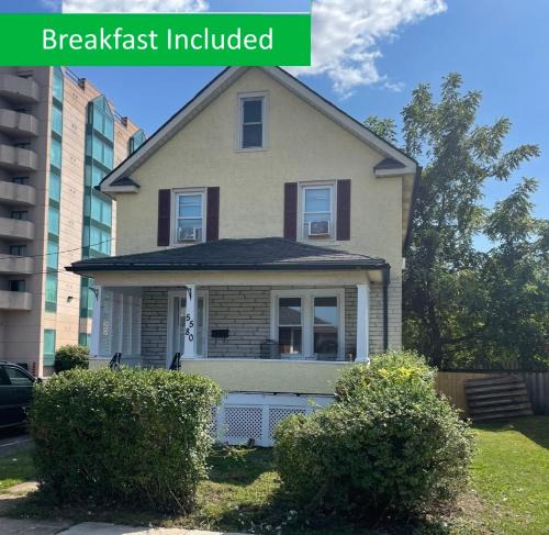 Niagara Falls House | Exceptionally Close to the Falls Amazing Location & Complimentary Breakfast Delivered Daily to the Rental