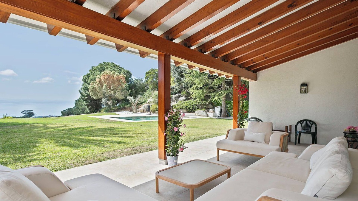 Sant Andreu de Llavaneres Villa | Exclusive Luxury Villa near Barcelona
