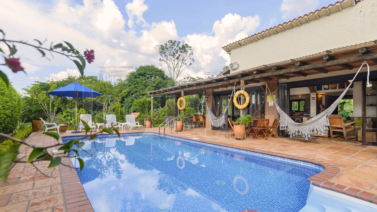 Quimbaya Villa | Exclusive 3 bedroom villa with private pool in Fincas Panaca