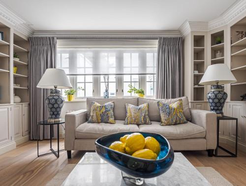 Knightsbridge Apartment | Exclusive 3Bd House in Belgravia - PLUS Harrods Gift Voucher