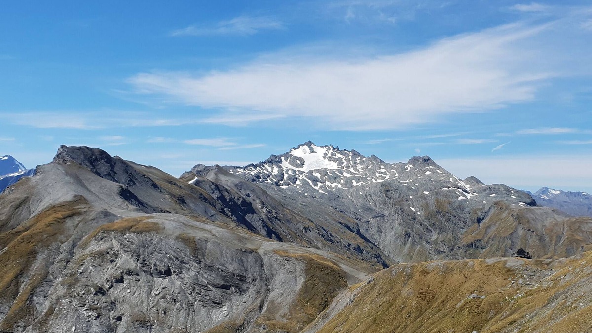Wanaka Ski Chalet | Exclusive Alpine Chalet overlooking Mt Aspiring National Park