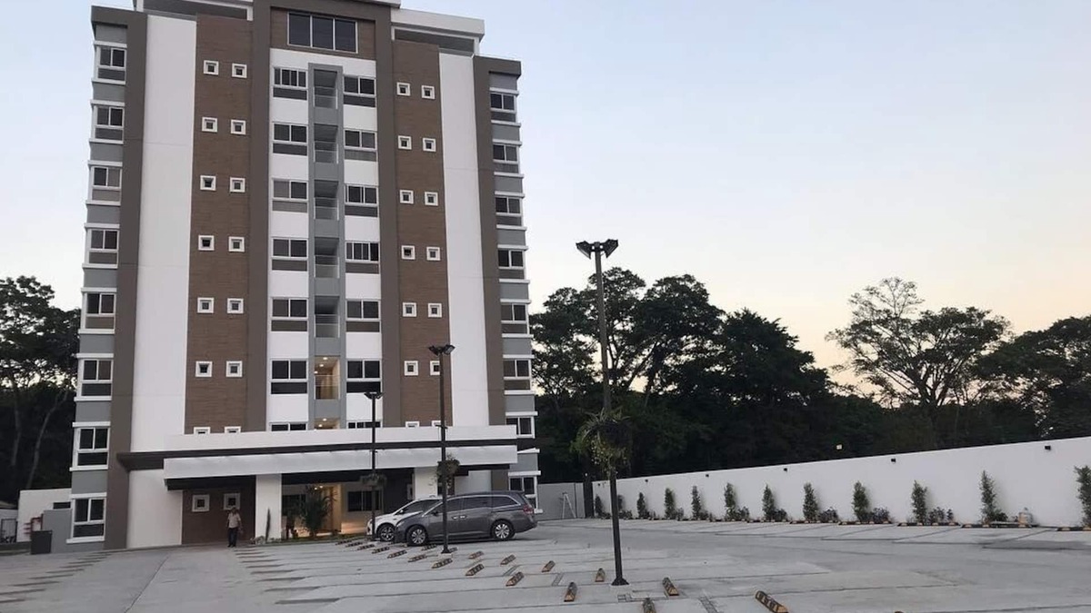 Sector 1 Nor-Oeste Apartment | Exclusive Apartment Arboleda 186